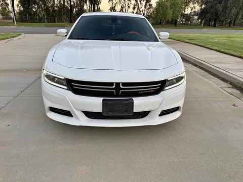 2015 Dodge Charger SXT Sedan 4D