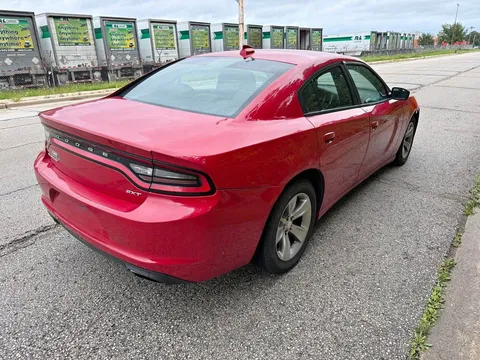 2015 Dodge Charger SXT Sedan 4D