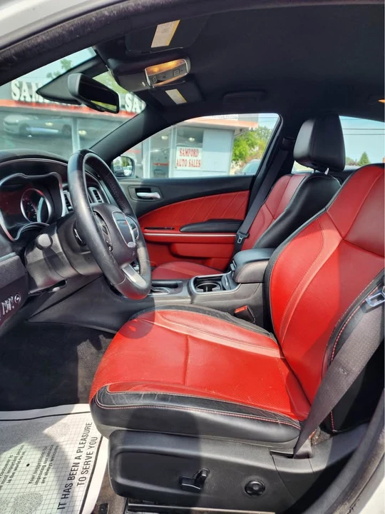 2015 Dodge Charger 7th Gen - Image 17 of 20