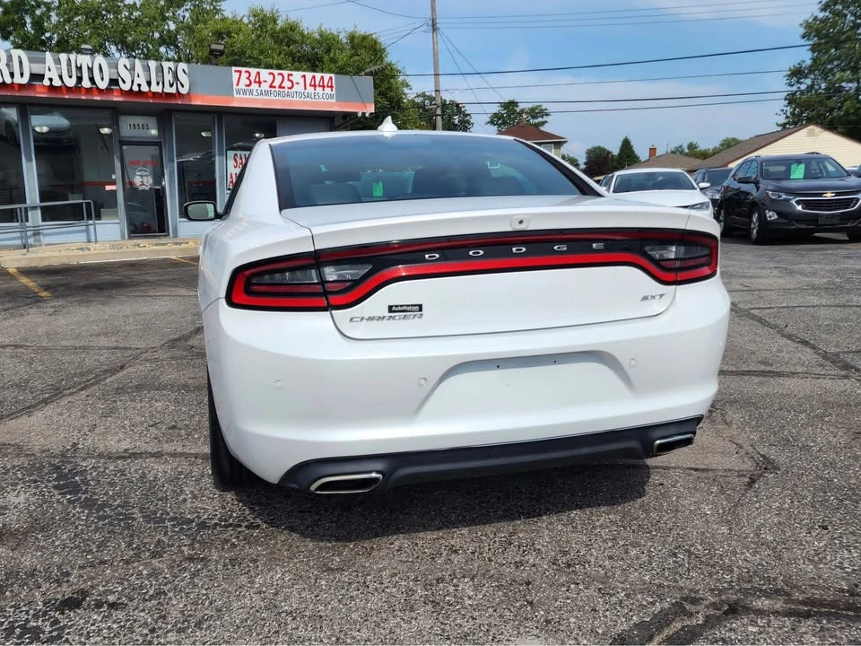 2015 Dodge Charger 7th Gen - Image 11 of 20