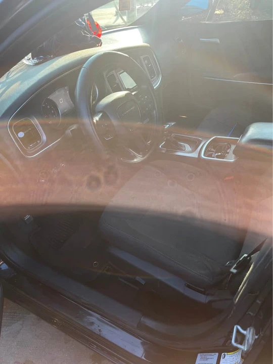 2015 Dodge Charger 7th Gen - Image 2 of 8
