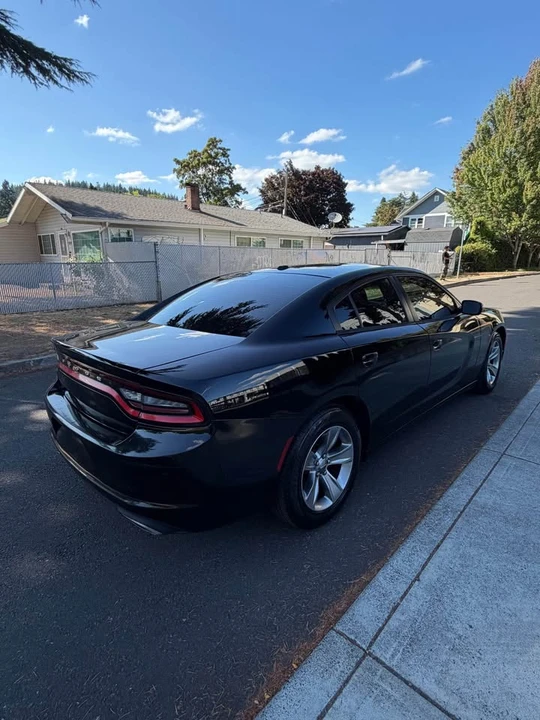2015 Dodge Charger 7th Gen - Image 6 of 18
