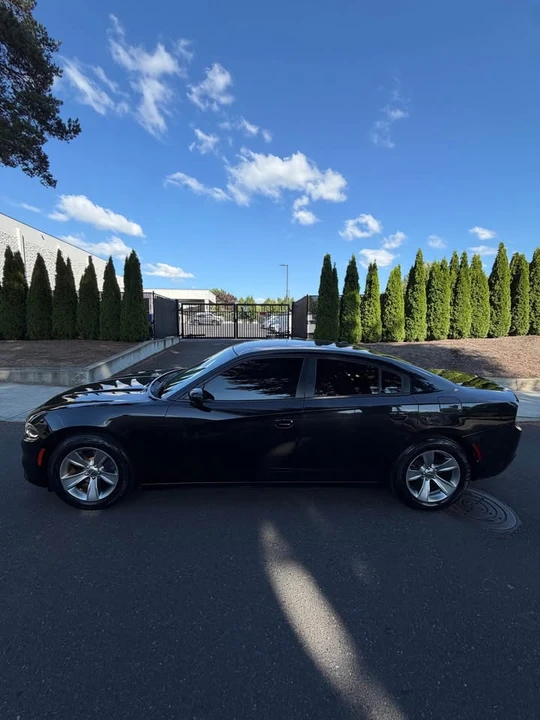 2015 Dodge Charger 7th Gen - Image 4 of 18