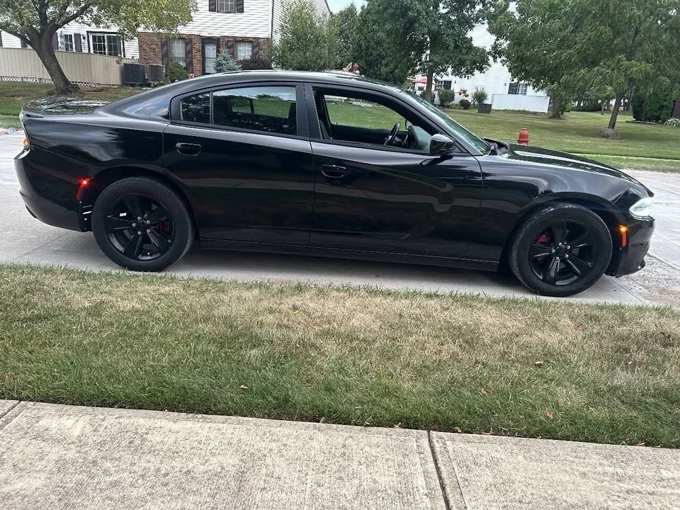 2015 Dodge Charger 7th Gen - Image 8 of 12