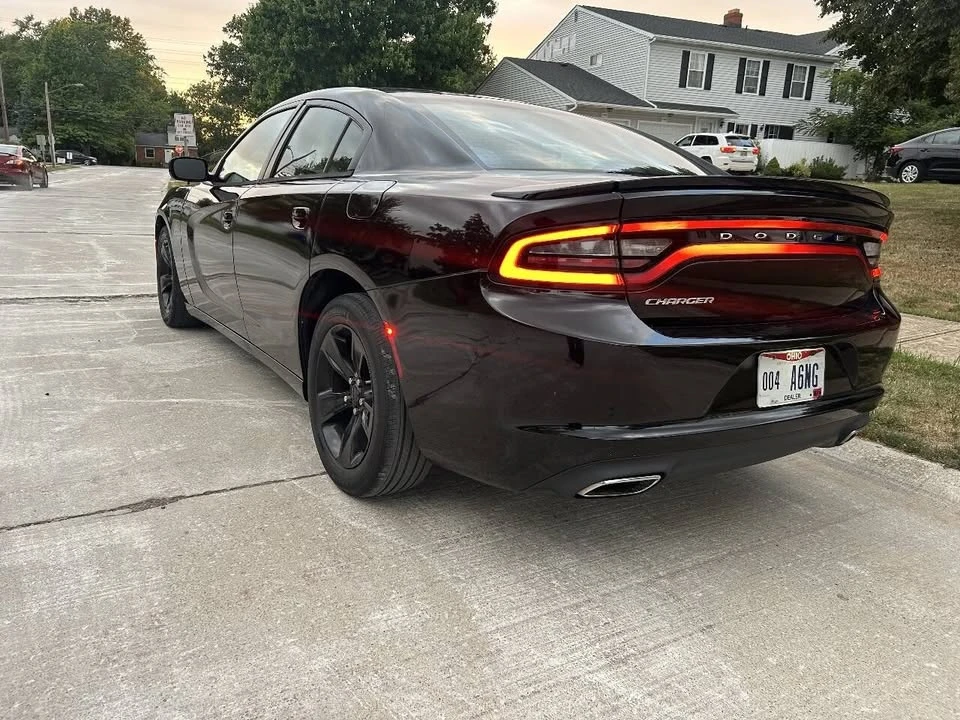 2015 Dodge Charger 7th Gen - Image 3 of 12