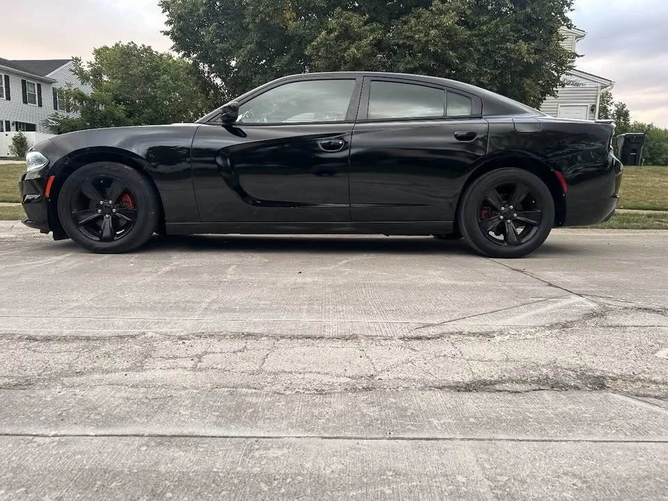 2015 Dodge Charger 7th Gen - Image 4 of 12