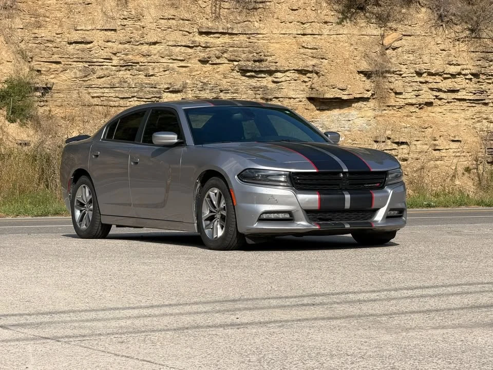 2015 Dodge Charger 7th Gen - Image 3 of 19