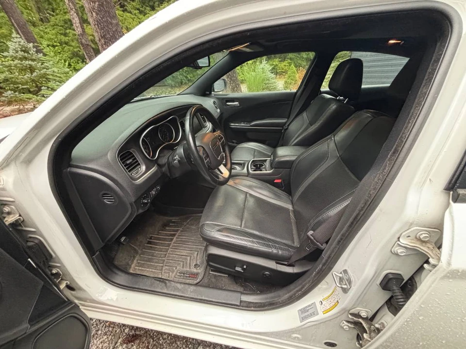 2015 Dodge Charger 7th Gen - Image 2 of 8