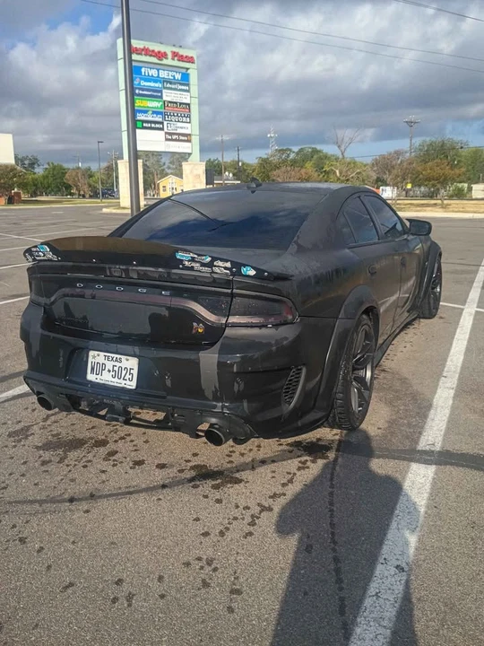 2015 Dodge Charger SRT & 392 7th Gen - Image 2 of 5