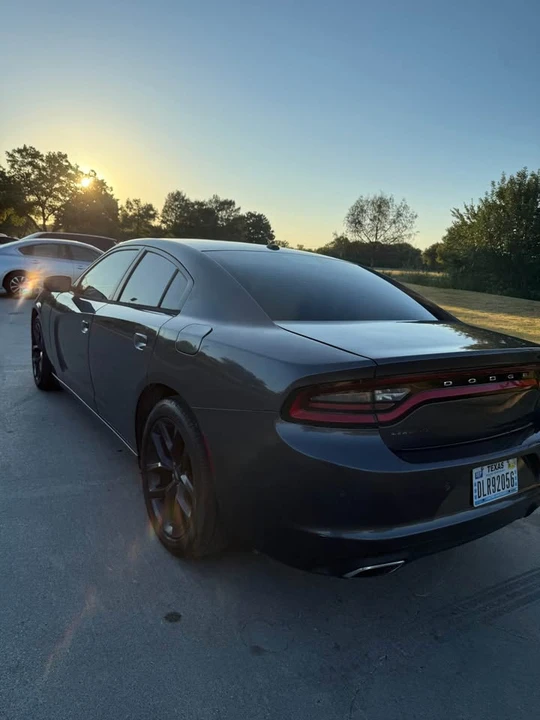 2015 Dodge Charger 7th Gen - Image 4 of 11