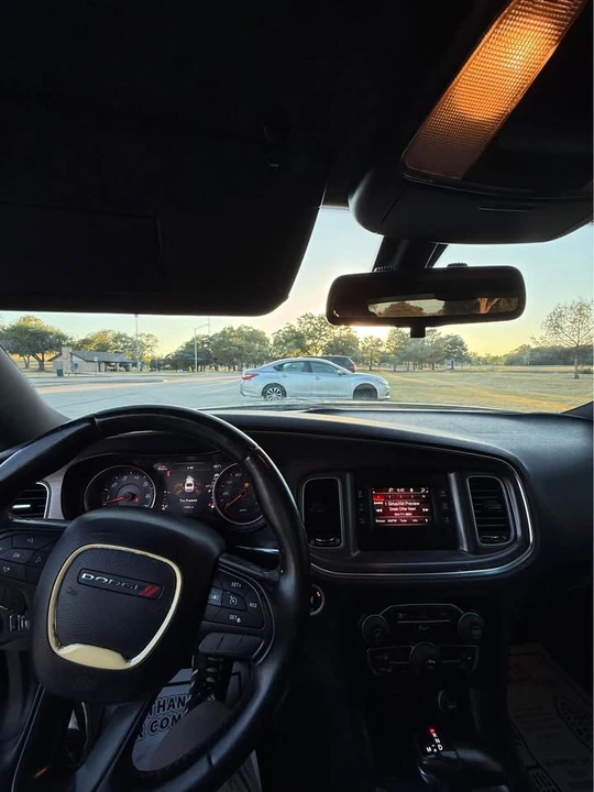 2015 Dodge Charger 7th Gen - Image 8 of 11