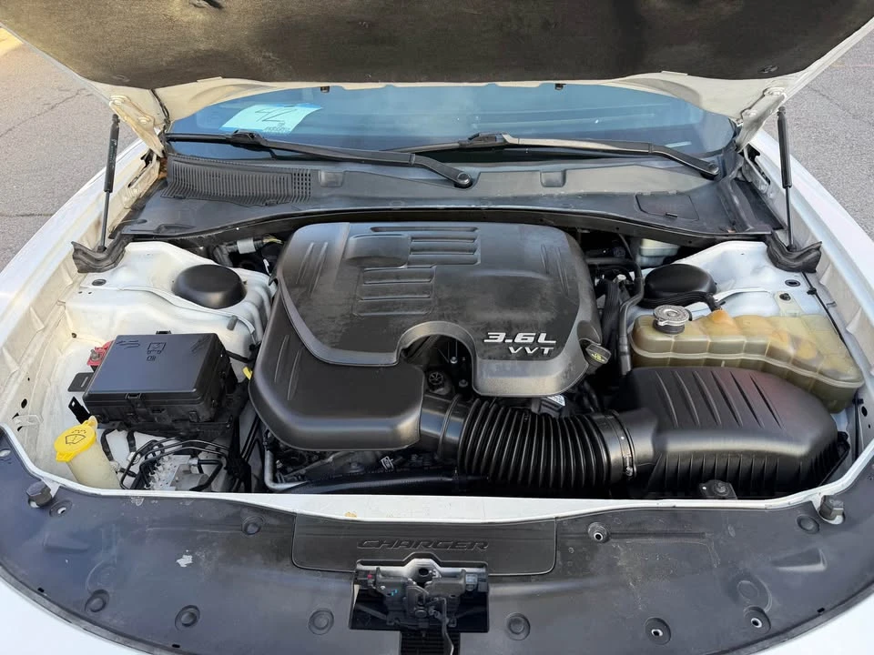2015 Dodge Charger 7th Gen - Image 15 of 15