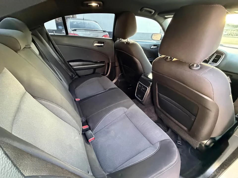 2015 Dodge Charger 7th Gen - Image 14 of 15