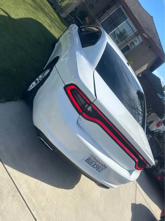 2015 Dodge Charger 7th Gen - Image 11 of 15