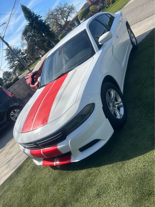 2015 Dodge Charger 7th Gen - Image 4 of 15