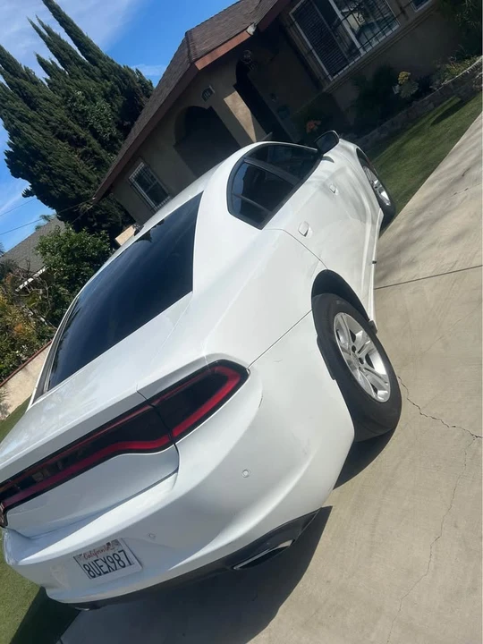 2015 Dodge Charger 7th Gen - Image 10 of 15