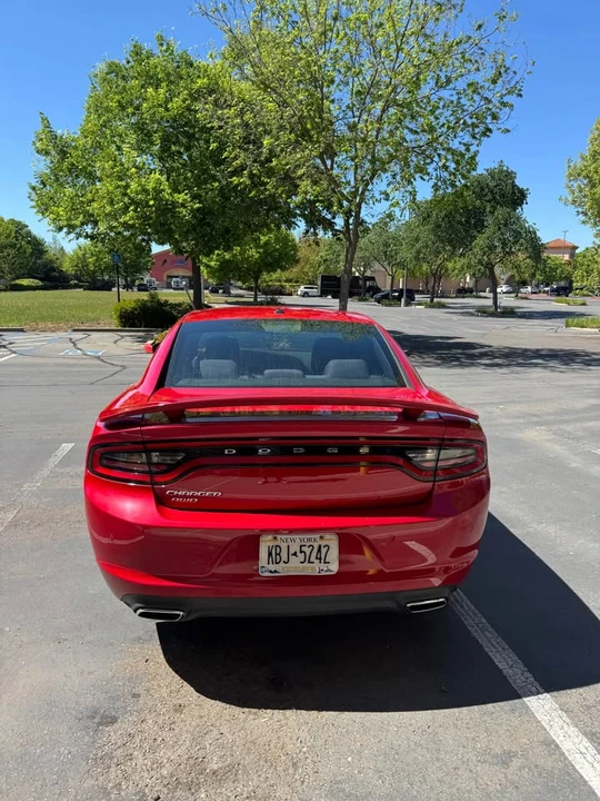 2015 Dodge Charger 7th Gen - Image 2 of 20