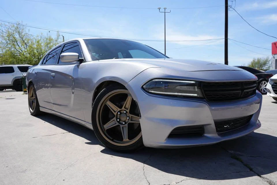 2015 Dodge Charger 7th Gen - Image 2 of 9