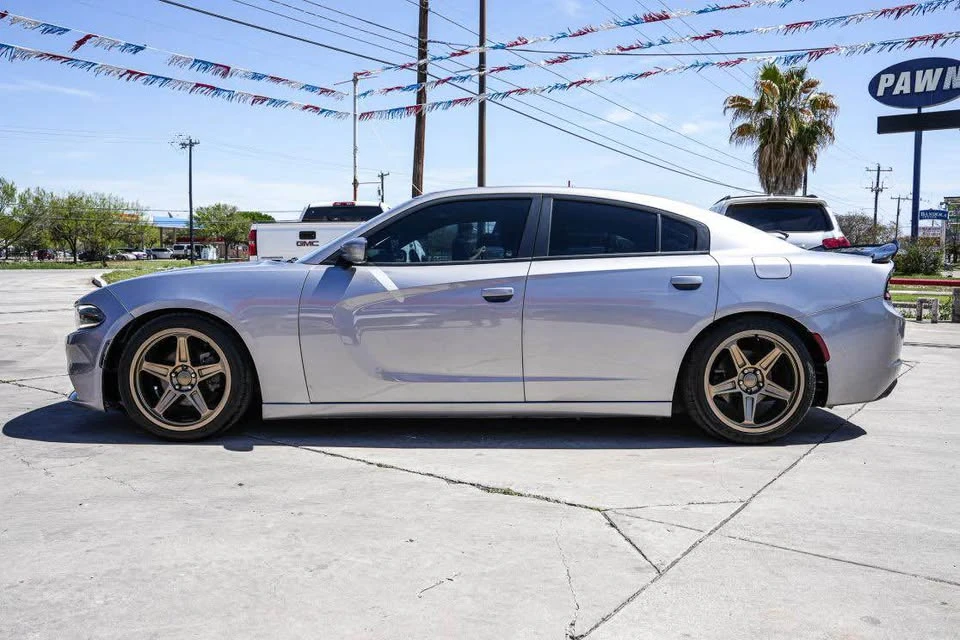 2015 Dodge Charger 7th Gen - Image 3 of 9