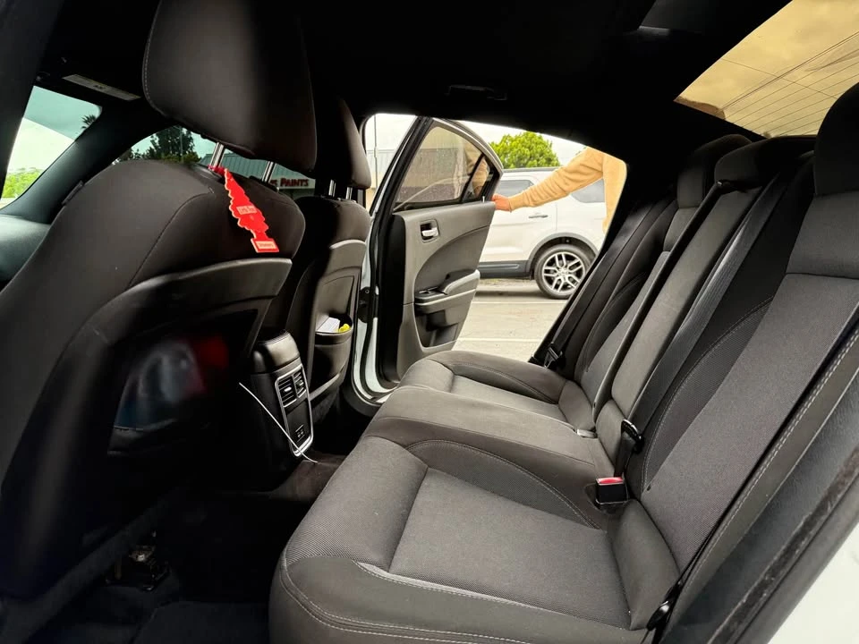 2015 Dodge Charger 7th Gen - Image 8 of 14