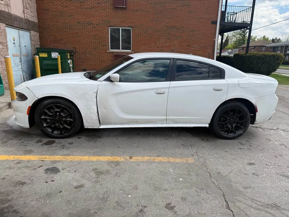 2015 Dodge Charger 7th Gen - Image 4 of 8