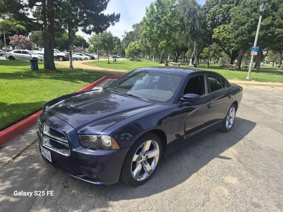 2015 Dodge Charger - Image 2 of 5