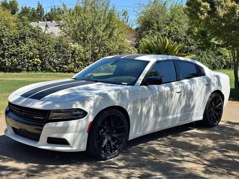 2015 Dodge Charger Sedan 4D