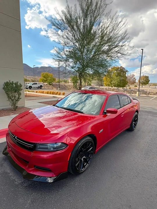 2015 Dodge Charger 7th Gen - Image 2 of 8