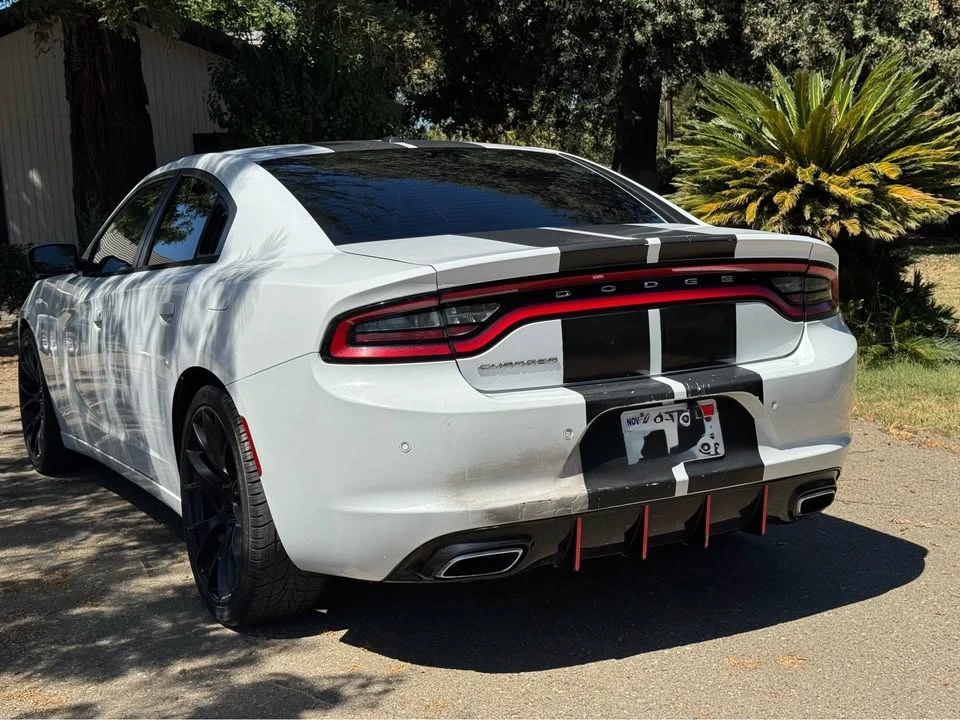 2015 Dodge Charger 7th Gen - Image 4 of 8