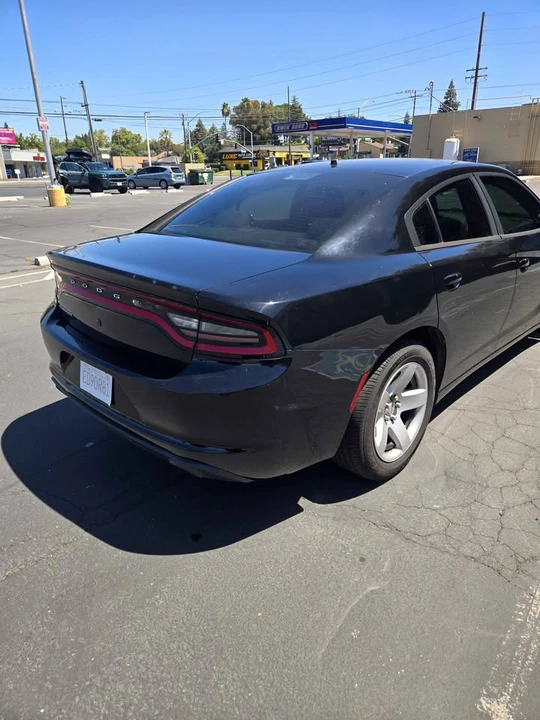 2015 Dodge Charger 7th Gen - Image 3 of 16