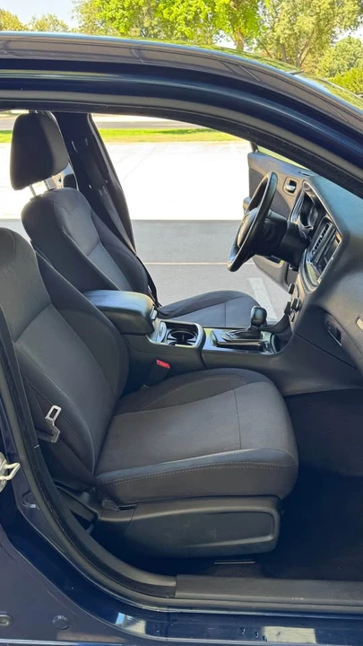 2015 Dodge Charger 7th Gen - Image 8 of 12