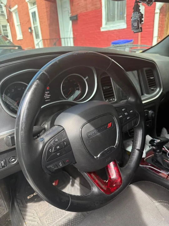 2015 Dodge Charger 7th Gen - Image 5 of 8