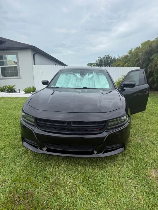2015 Dodge Charger 7th Gen - Image 2 of 13