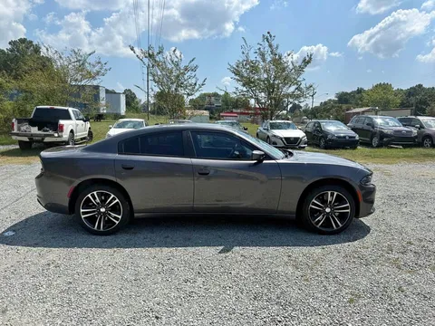 2015 Dodge Charger Sedan 4D