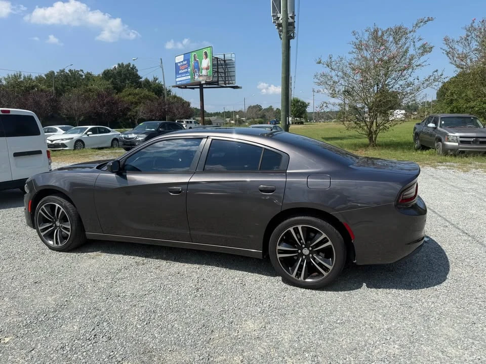 2015 Dodge Charger 7th Gen - Image 4 of 16
