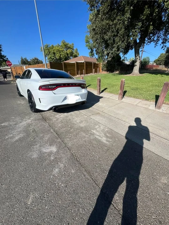 2015 Dodge Charger 7th Gen - Image 4 of 9