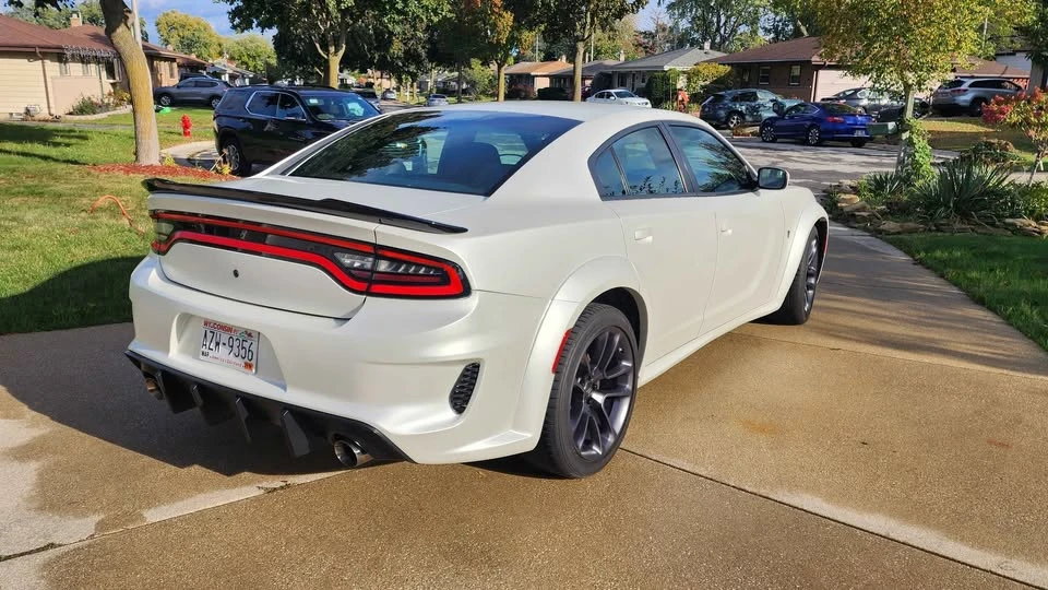 2015 Dodge Charger 7th Gen - Image 3 of 9