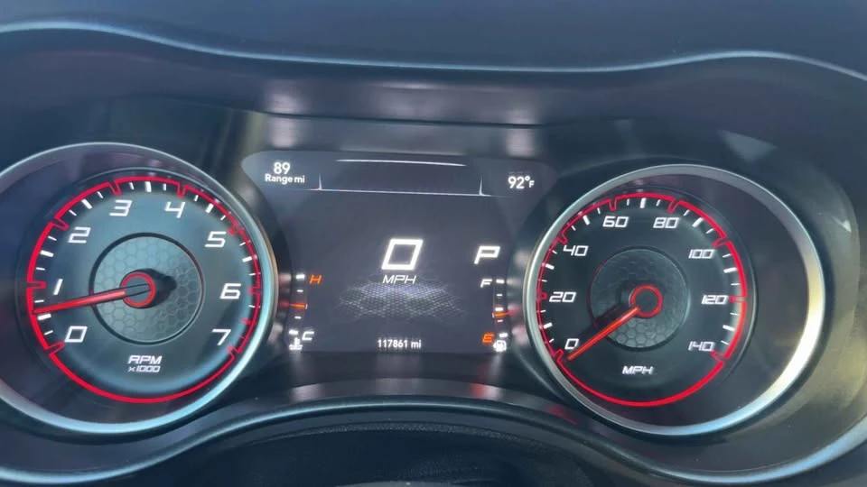 2015 Dodge Charger 7th Gen - Image 2 of 19