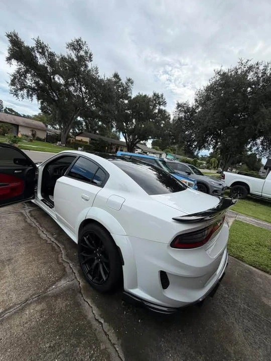 2015 Dodge Charger 7th Gen - Image 8 of 8