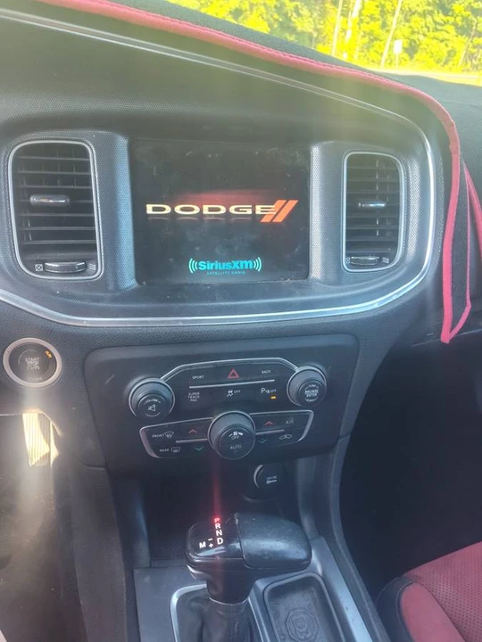 2015 Dodge Charger 7th Gen - Image 3 of 6