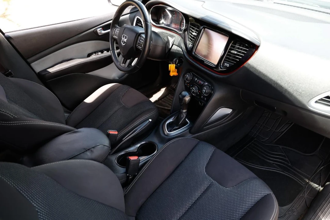 2015 Dodge Dart PF - Image 18 of 31