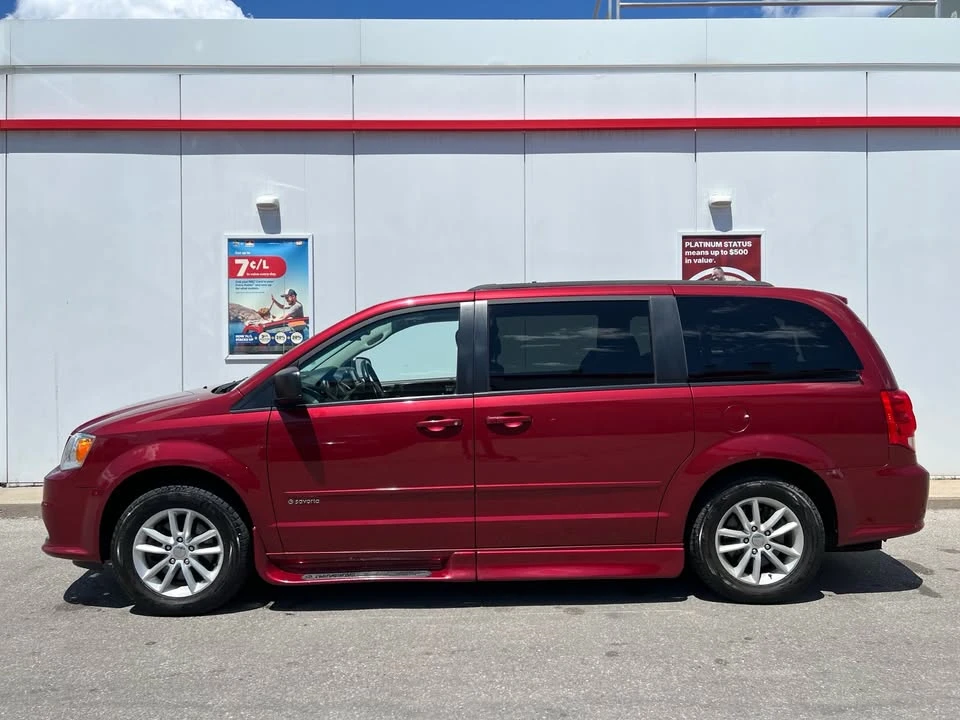2015 Dodge Caravan - Image 8 of 20