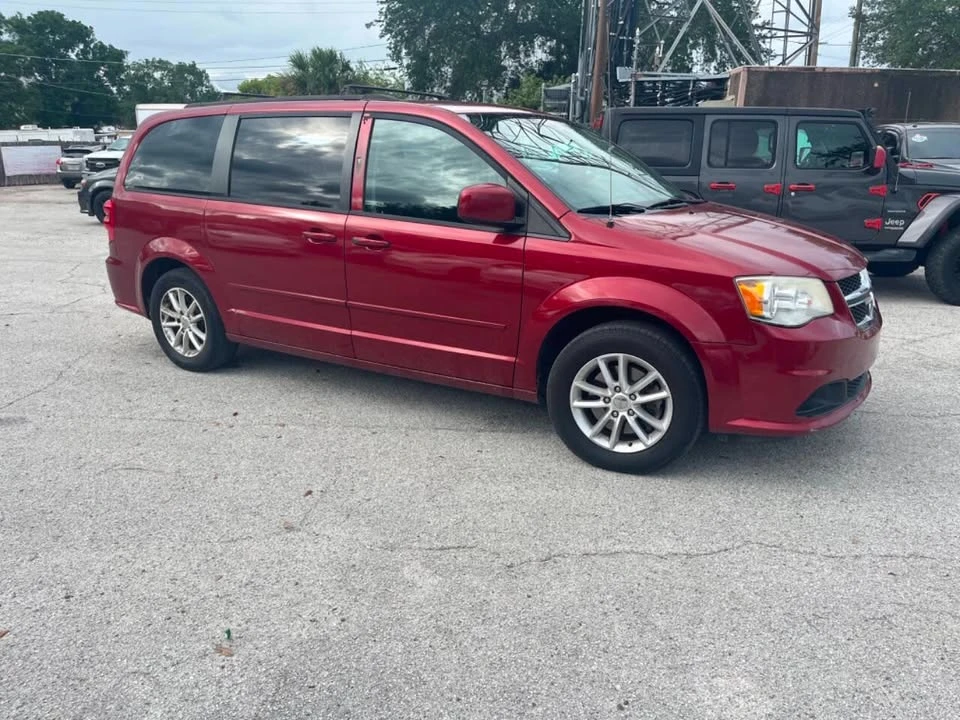 2015 Dodge Caravan - Image 2 of 18