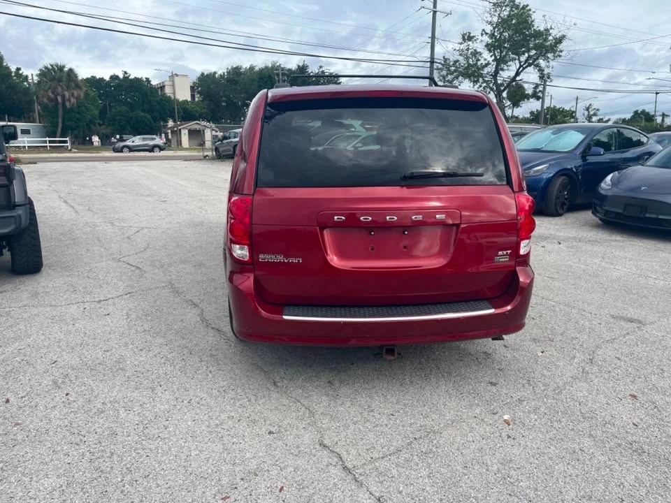2015 Dodge Caravan - Image 4 of 18