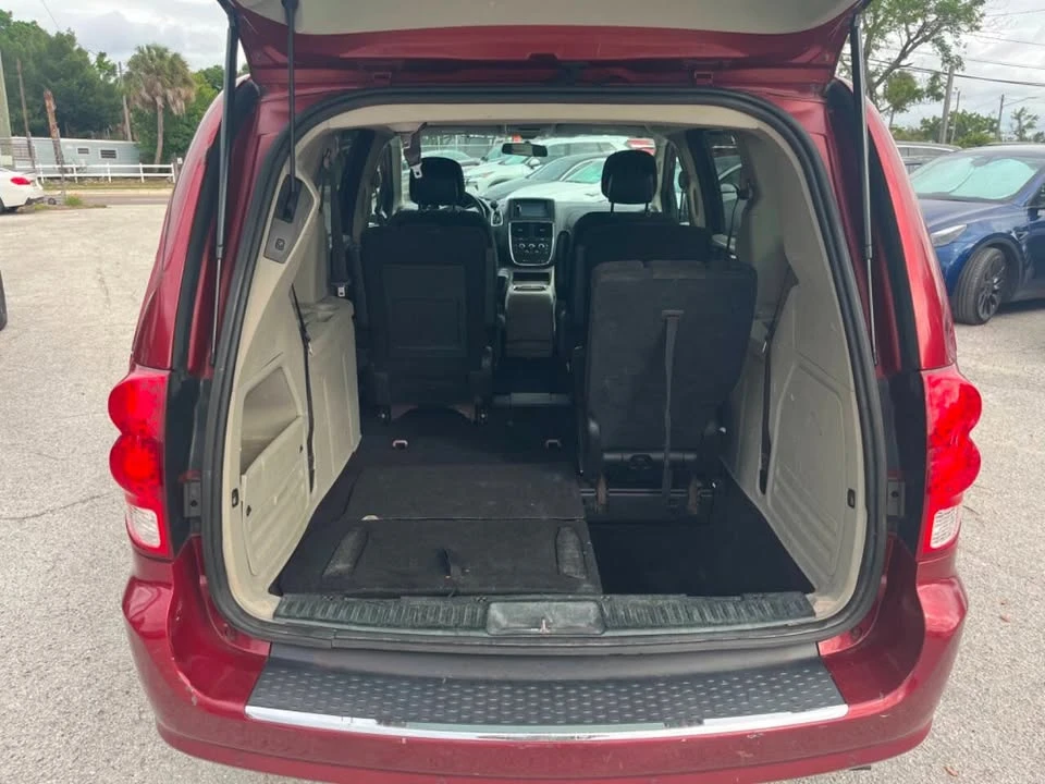 2015 Dodge Caravan - Image 6 of 18