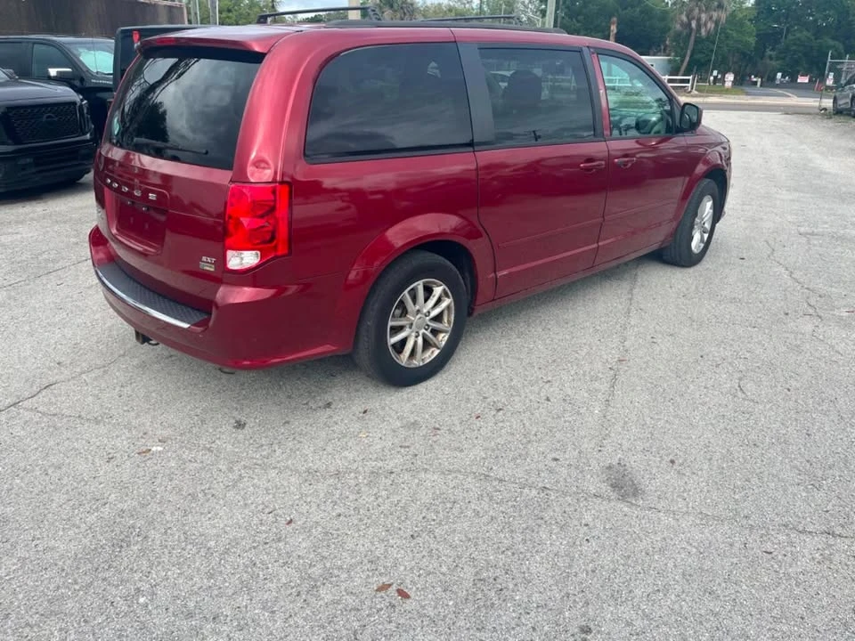 2015 Dodge Caravan - Image 3 of 18