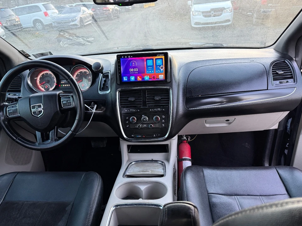 2015 Dodge Caravan - Image 12 of 19