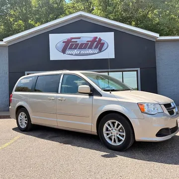 2015 Dodge Grand Caravan SXT Minivan 4D