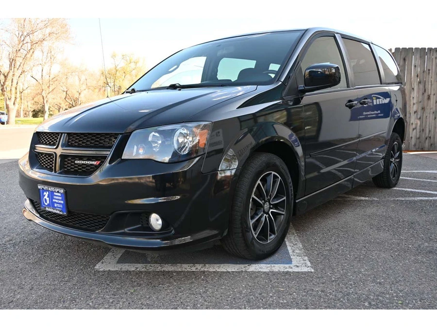 2015 Dodge Caravan - Image 10 of 21