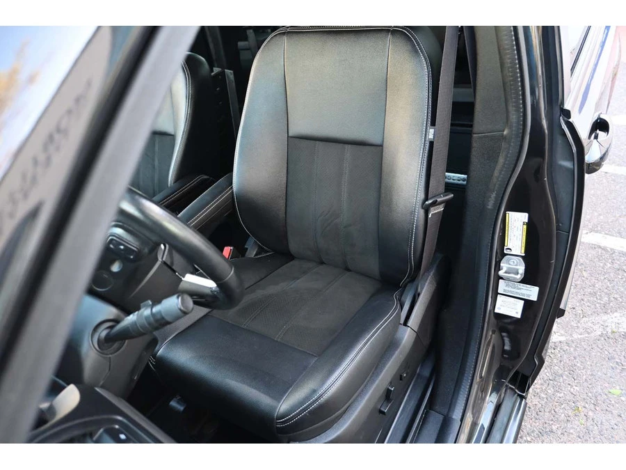 2015 Dodge Caravan - Image 12 of 21